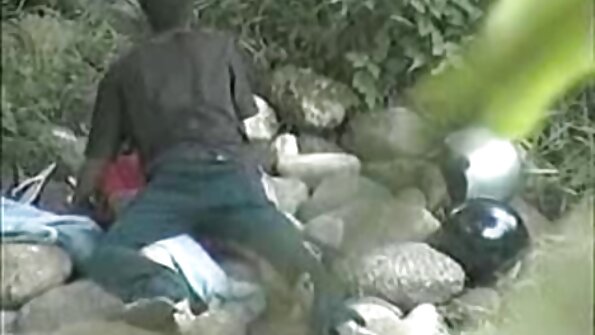 જંગલી બચ્ચાને વિશાળ પેકર દ્વારા સોડોમાઇઝ કરવામાં નવા બીપી આવે છે