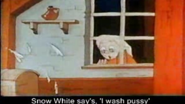 અત્યાધુનિક શ્યામા ગુજરાતી સેકસી પીચર લેડી Ciara મેળવવામાં આવે છે