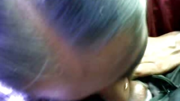 શ્યામ પળિયાવાળું છોકરી તેની ગર્દભને એચડી બીપી સેકસી આંગળી કરી રહી છે