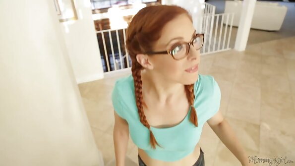 મમ્મી રેવેનેસ કંઈક અપ્રિય થવાની અપેક્ષા ગુજરાતી બીપી સેકસી રાખે છે