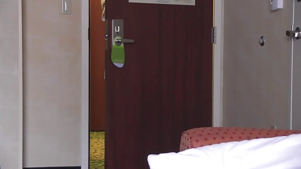 સિરેન ડી મેર એક જ સમયે બીપી શેકસી વિડીયો મોકલો બે શિંગડા છોકરાઓને આનંદિત કરે છે