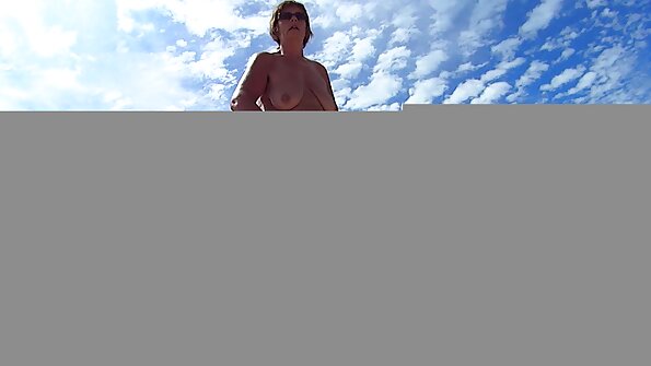 ટેટૂ સેક્રેટરીને બીપી વીડીયો આપો તેની ઓફિસમાં ચોરી મળી