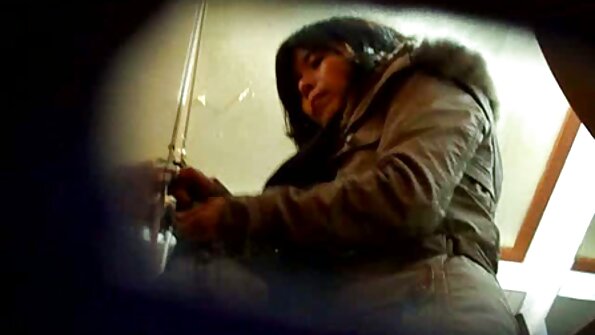 ડિક વોન્ટીંગ સ્લટ્સ એક બ્લેક શાફ્ટ શેર વીડીયો બીપી કરે છે