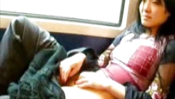 Slutty MILF Sandra બીપી ફુલ એચડી Lube Her Boytoys Meaty Schlong