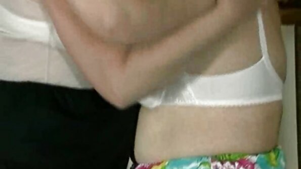 ટૂંકા પળિયાવાળું, બ્લુ બીપી એશિયન બેબ ખીલી ગયું